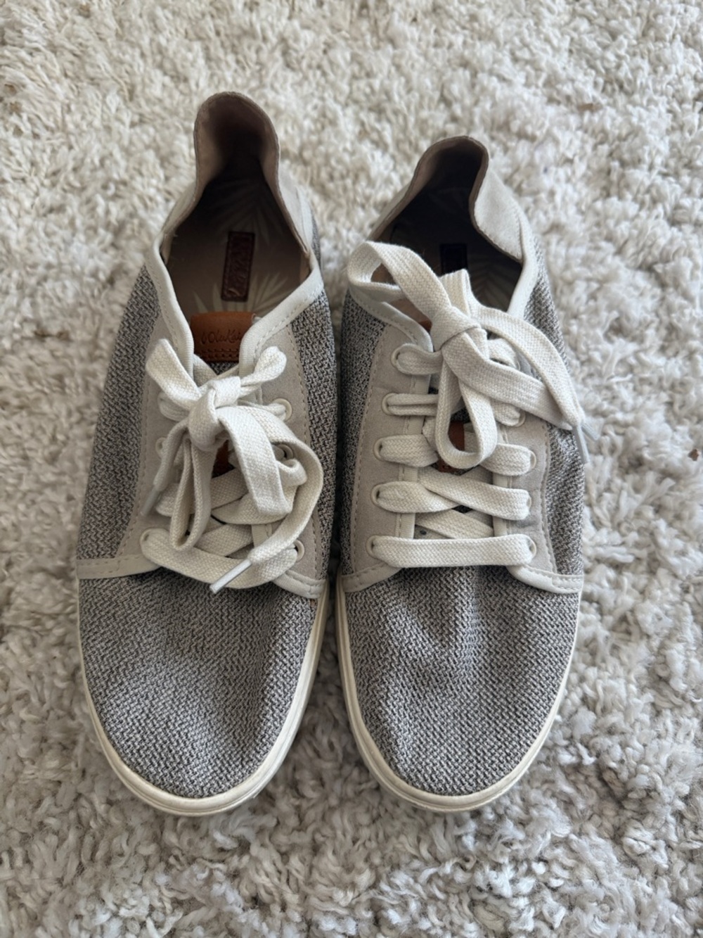 Olukai Sneakers